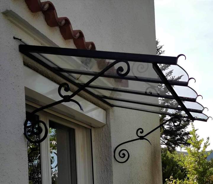 Installation de marquises à Bédarieux