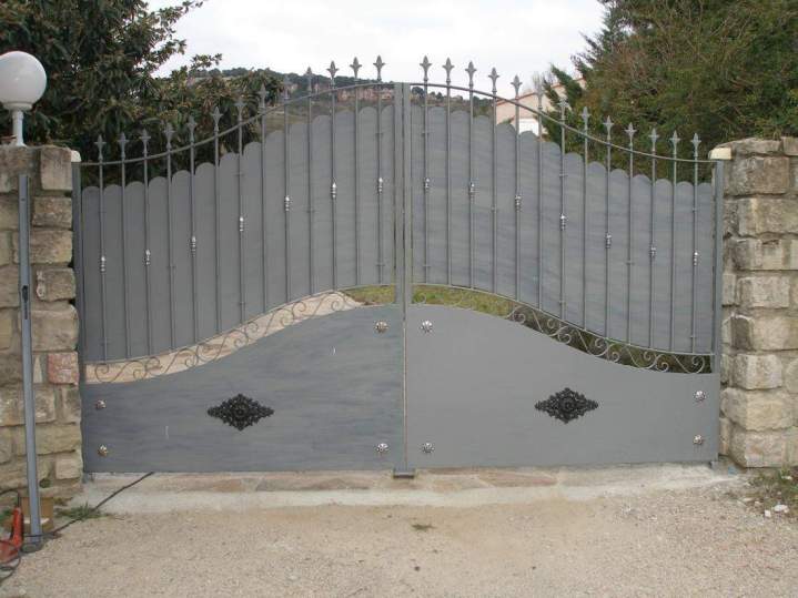 L'élégance du fer forgé pour sublimer vos extérieurs